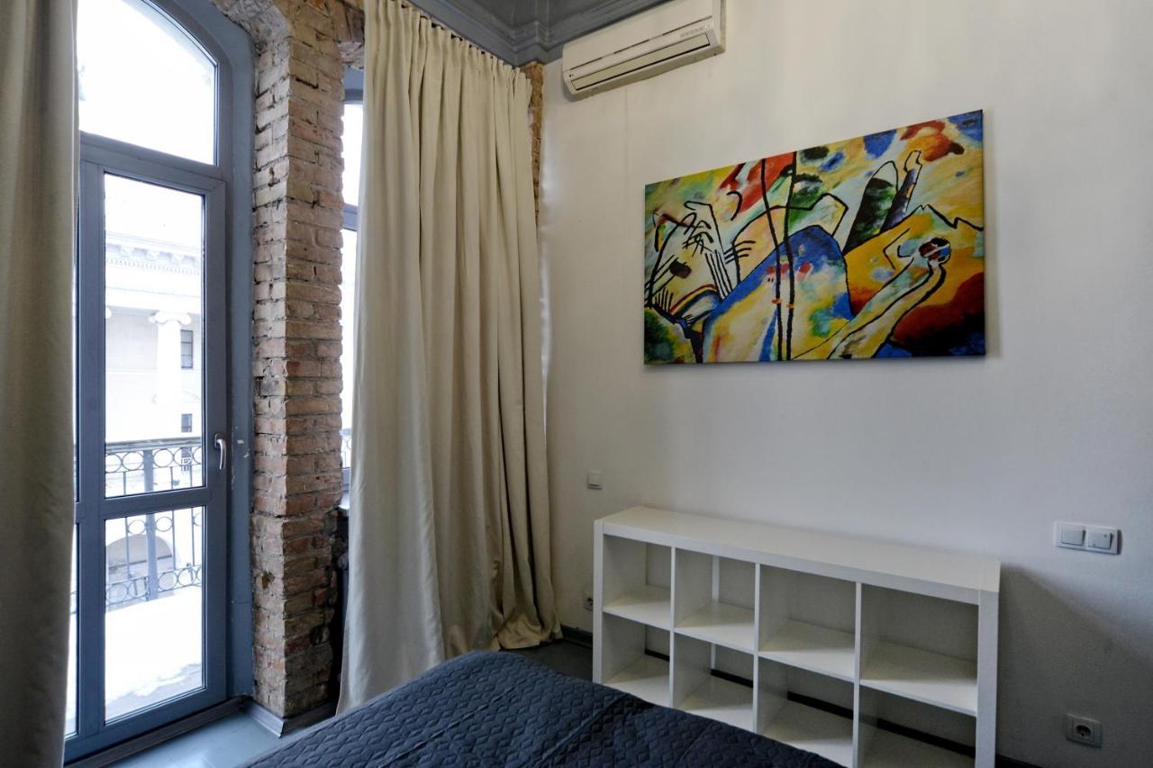 Artol Gorodetskogo Apartment Kiev Exteriör bild